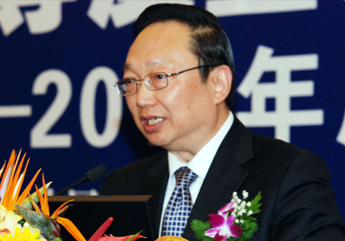 消費(fèi)維權(quán)專家、中消協(xié)原副秘書長武高漢